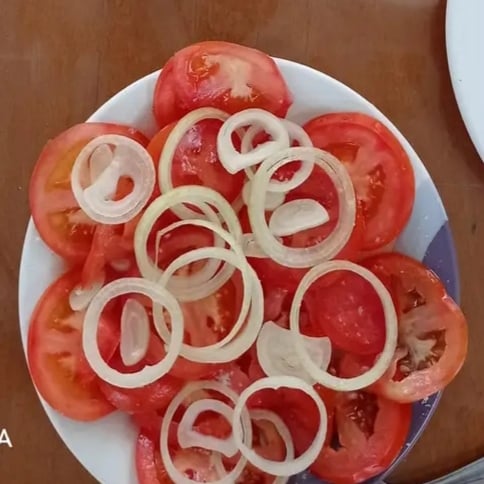 Foto da Salada de tomate. - receita de Salada de tomate. no DeliRec