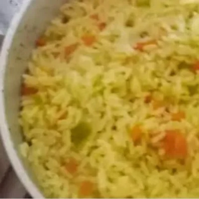 Recipe of simple sautéed rice on the DeliRec recipe website