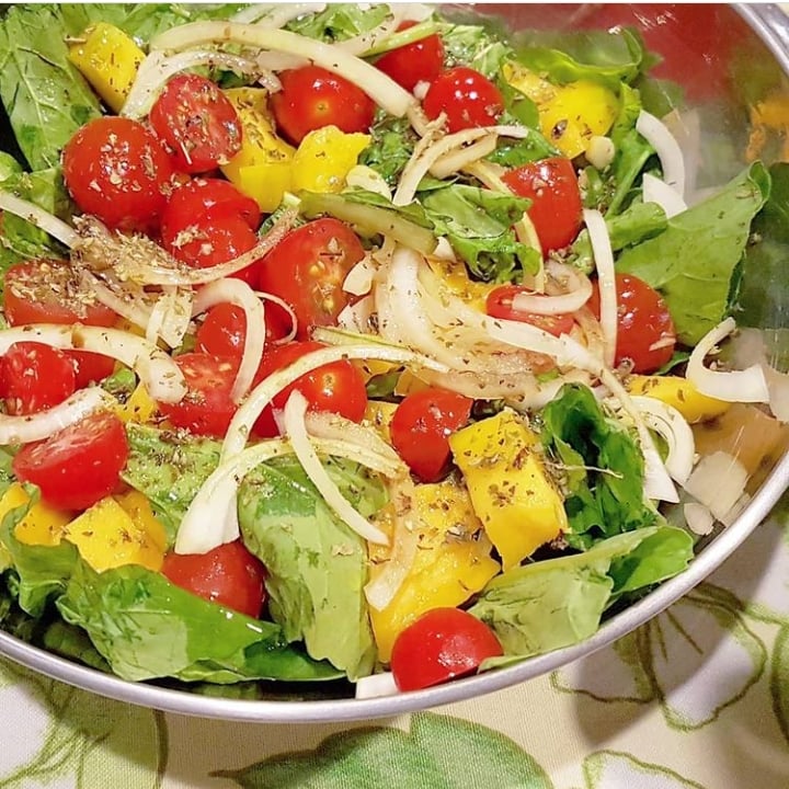 Foto da Salada de rúcula e manga - receita de Salada de rúcula e manga no DeliRec