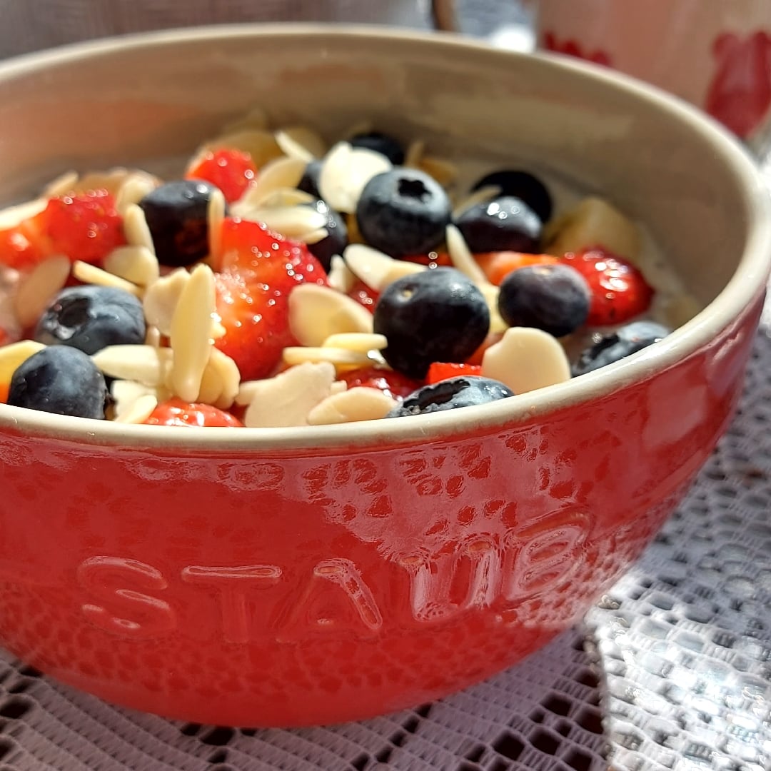 Photo of the Bowl of Yogurt with Fruits – recipe of Bowl of Yogurt with Fruits on DeliRec