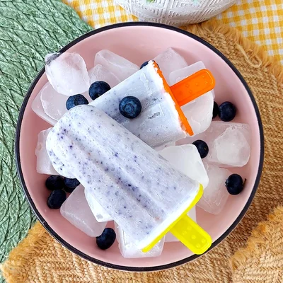 Recipe of Blueberries and Coconut Popsicle on the DeliRec recipe website