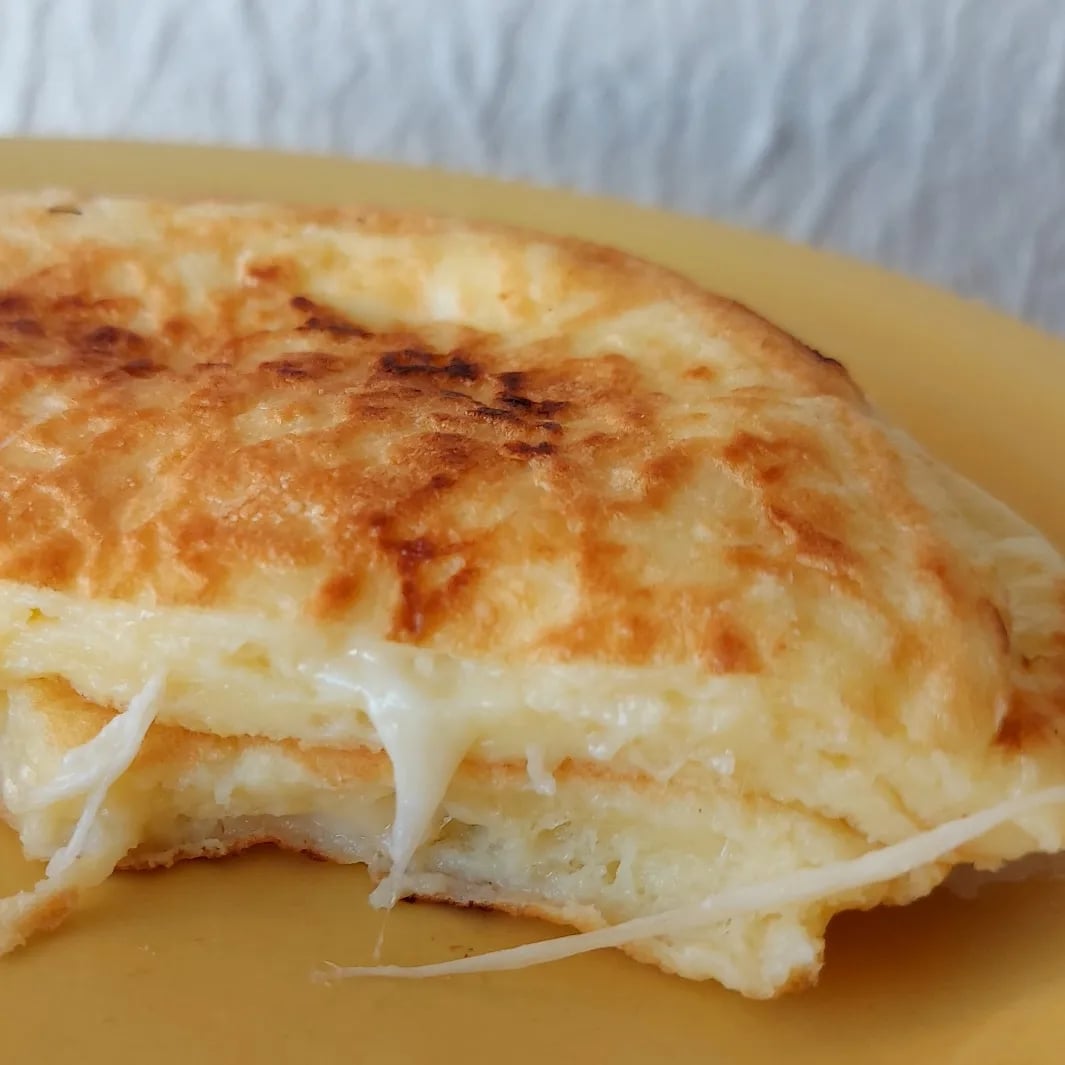 Photo of the Super Fast Frying Pan Cheese Bread – recipe of Super Fast Frying Pan Cheese Bread on DeliRec