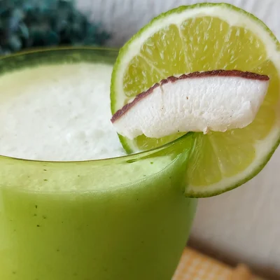Recipe of Coconut Lemonade from Colombia 🇨🇴 on the DeliRec recipe website