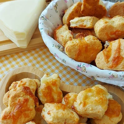 Recipe of Cheese Biscuits 🇺🇸 on the DeliRec recipe website