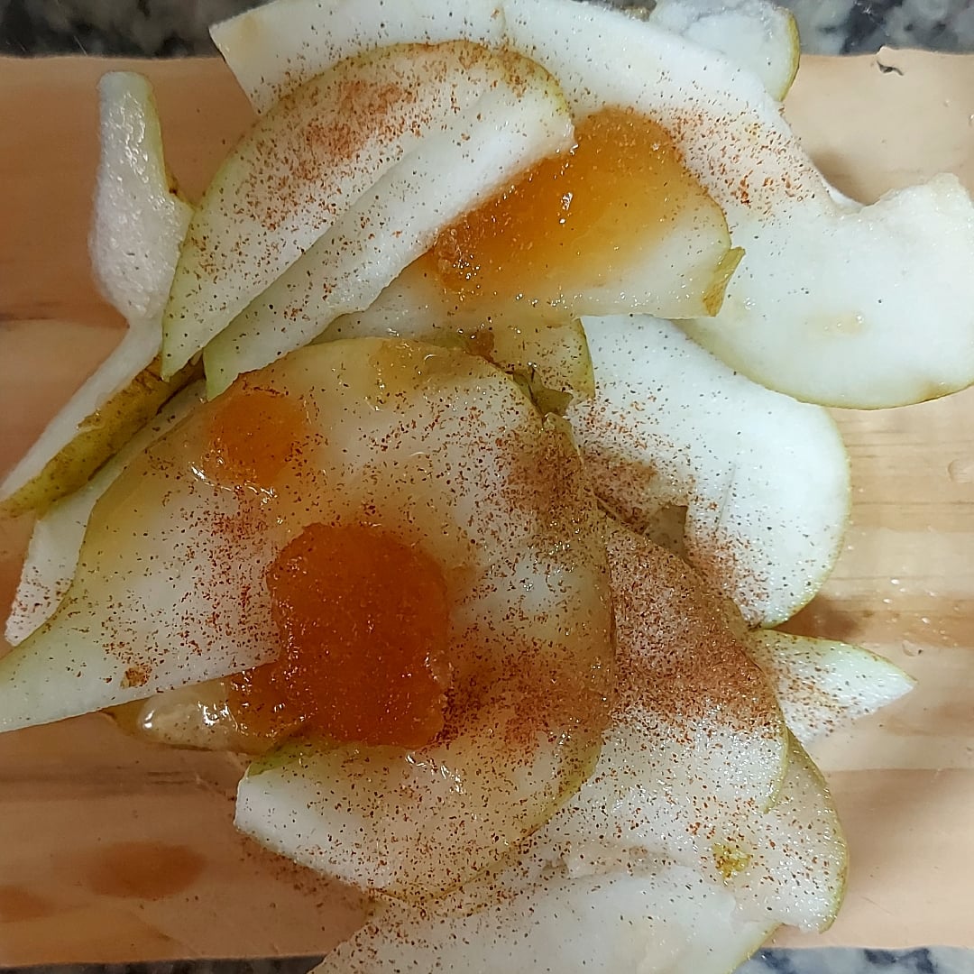 Photo of the Pear Cooked in 5 Minutes – recipe of Pear Cooked in 5 Minutes on DeliRec