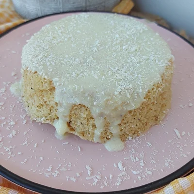 Recipe of Pineapple cupcake with coconut and 3-minute nest milk on the DeliRec recipe website