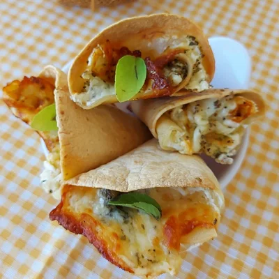 Recipe of Pizza Cone Appetizer🇺🇸 on the DeliRec recipe website