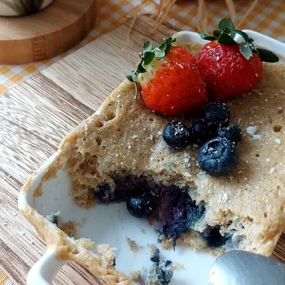 Recipe of 2-minute Blueberry and Yogurt Cupcake on the DeliRec recipe website
