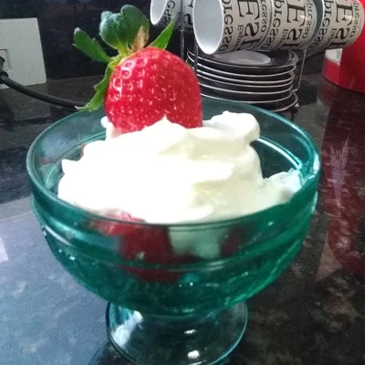 Recipe of Fit Strawberry Meringue on the DeliRec recipe website