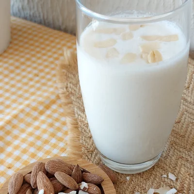 Recipe of Almond and Coconut Frappe🇬🇷 on the DeliRec recipe website