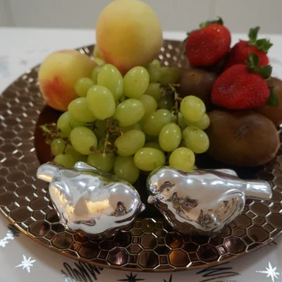 Recipe of Simple Christmas Fruit Basket 🎄 on the DeliRec recipe website