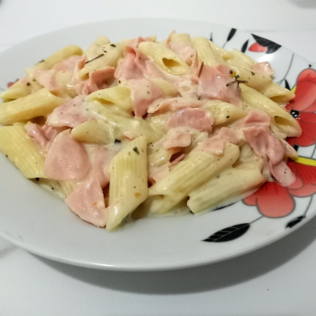 Photo of the Penne in White Sauce and Ham – recipe of Penne in White Sauce and Ham on DeliRec