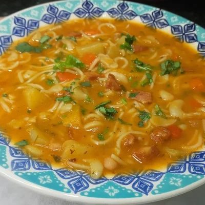 Recipe of Noodle soup with pepperoni and vegetables on the DeliRec recipe website