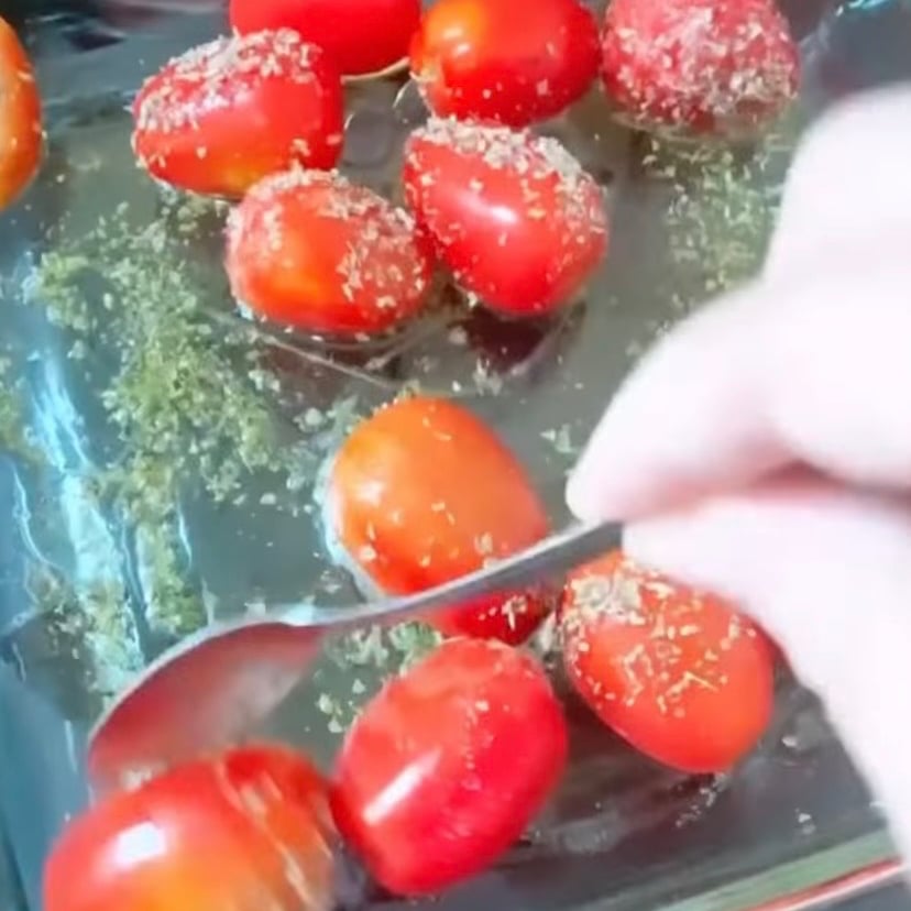 Foto da Macarrão com tomate cereja  - receita de Macarrão com tomate cereja  no DeliRec