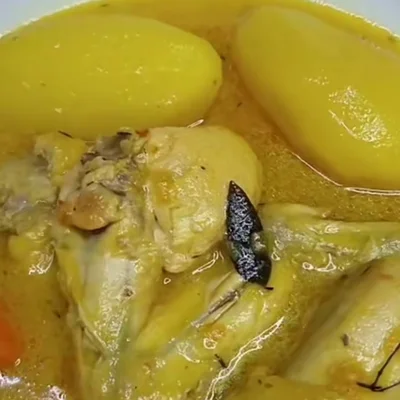 Recipe of Boiled Chicken with Potatoes on the DeliRec recipe website