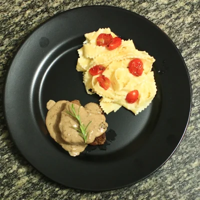 Recipe of Filet mignon medallion with parmesan sauce! on the DeliRec recipe website