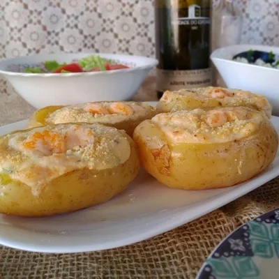 Recipe of Shrimp stuffed potatoes on the DeliRec recipe website