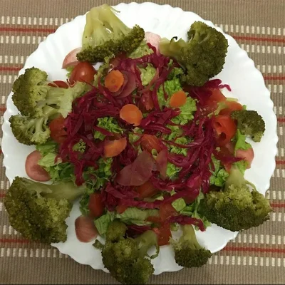 Recipe of colorful salad on the DeliRec recipe website
