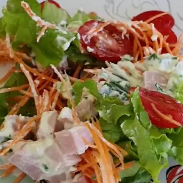Foto da Salada com presunto - receita de Salada com presunto no DeliRec