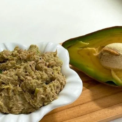 Recipe of Tuna Paste with Avocado on the DeliRec recipe website