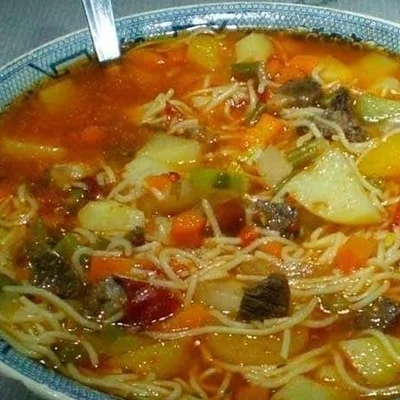 Recipe of MACARONI SOUP WITH POTATO AND CARROT on the DeliRec recipe website