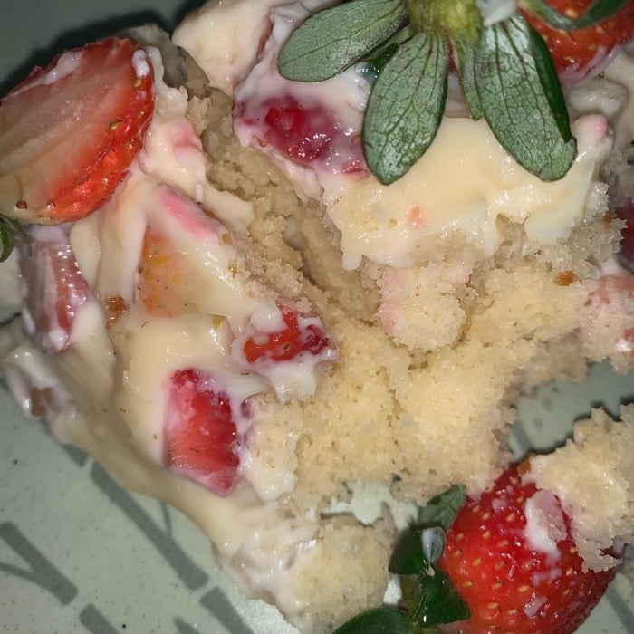 Photo of the Yogurt cake with strawberry cream filling – recipe of Yogurt cake with strawberry cream filling on DeliRec