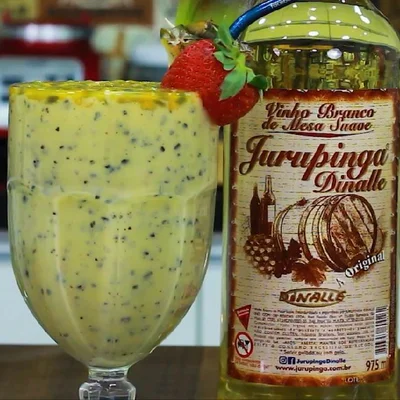 Recipe of Jurupinga smoothie with passion fruit on the DeliRec recipe website