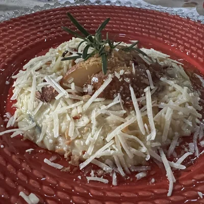 Recipe of Gorgonzola Risotto with Caramelized Pear by Chef Lemon on the DeliRec recipe website