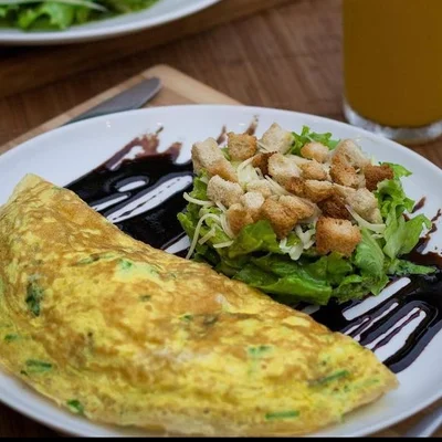 Recipe of Tenderloin Omelet and Salad on the DeliRec recipe website