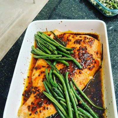Recipe of Grilled salmon with passion fruit sauce on the DeliRec recipe website