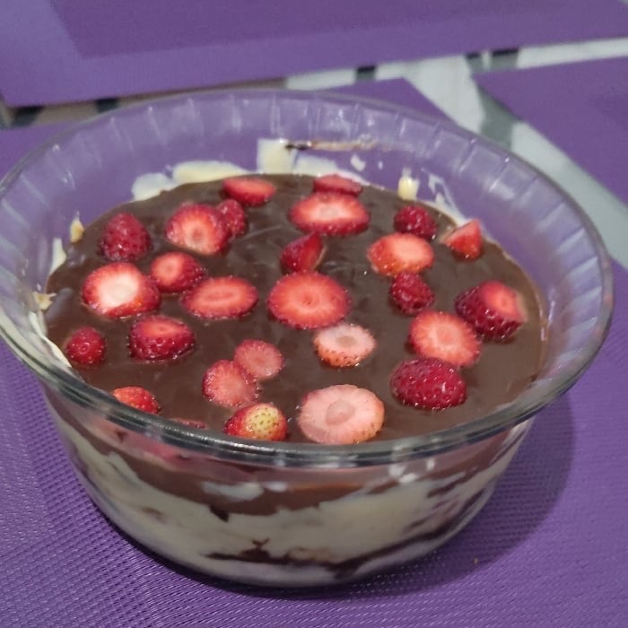 Photo of the Platter bonbon - nest with strawberry – recipe of Platter bonbon - nest with strawberry on DeliRec