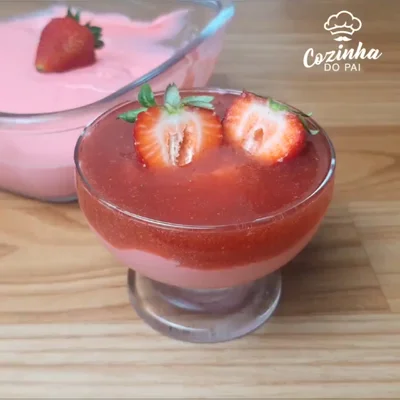 Recipe of Strawberry Mousse with Syrup on the DeliRec recipe website