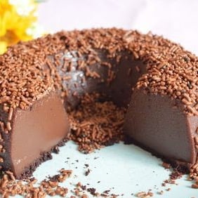 Photo of the Chocolate Pudding (Brigadeirão) – recipe of Chocolate Pudding (Brigadeirão) on DeliRec