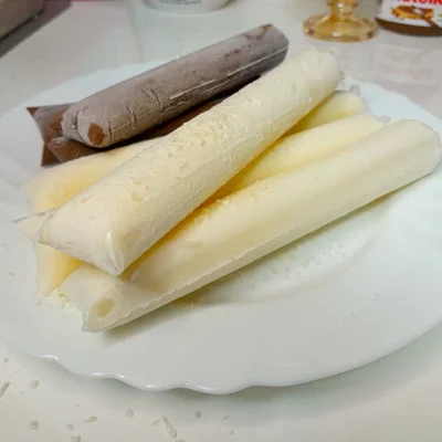 Receita de Gelinho de Coco com Chocolate Branco no site de receitas DeliRec