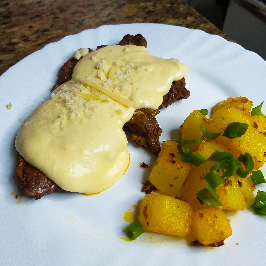 Photo of the Steak in Parmesan Sauce – recipe of Steak in Parmesan Sauce on DeliRec