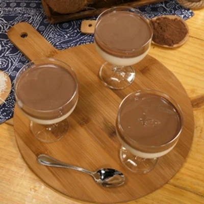 Recipe of SWEET COCONUT ICE CREAM WITH CHOCOLATE on the DeliRec recipe website