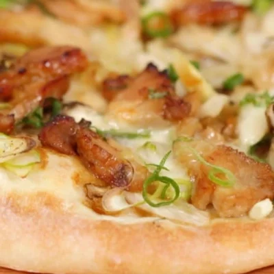 Receta de pizza asiática en el sitio web de recetas de DeliRec