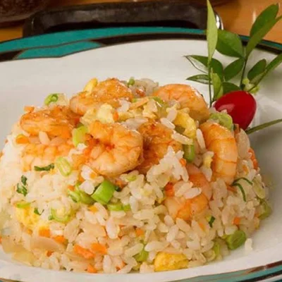 Receta de arroz chino con mariscos en el sitio web de recetas de DeliRec