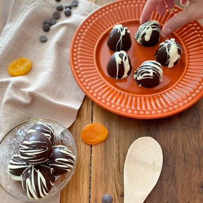 Recipe of Apricot and Coconut Truffle on the DeliRec recipe website
