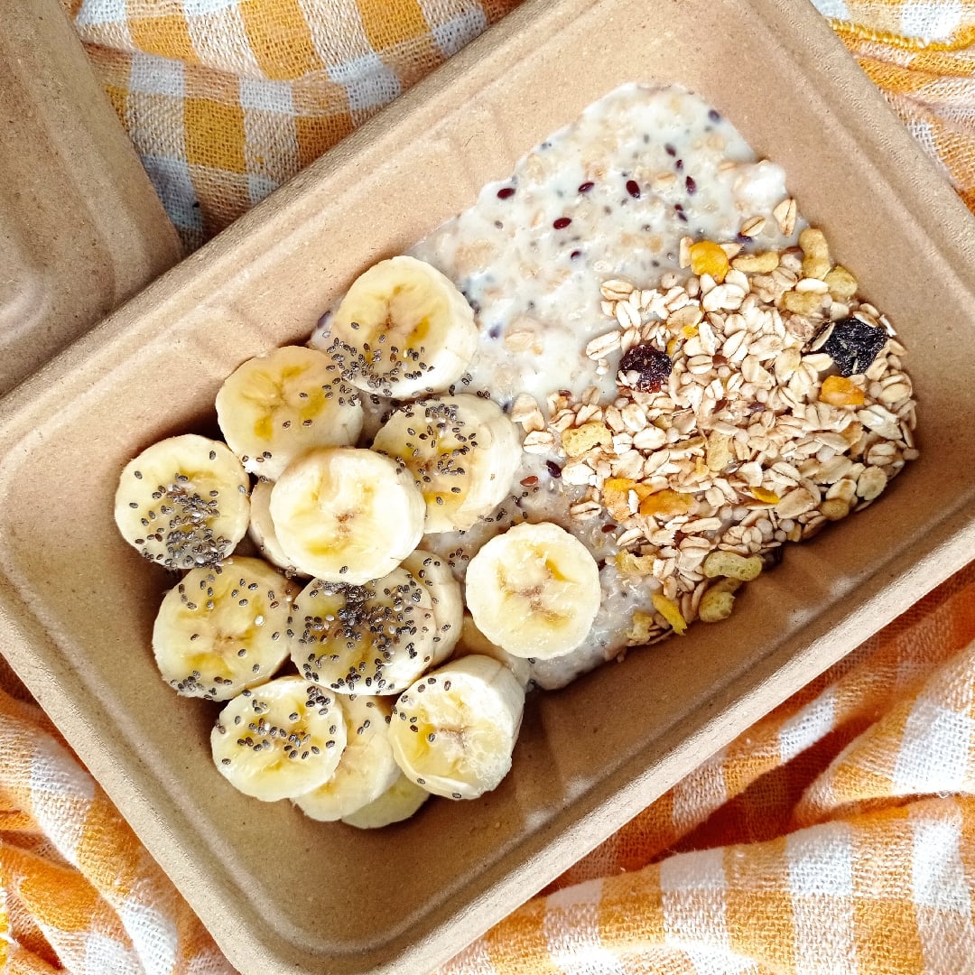 Photo of the Multigrain porridge with honey oats and granola – recipe of Multigrain porridge with honey oats and granola on DeliRec
