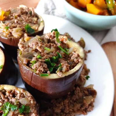 Recipe of Eggplant with minced meat stuffing on the DeliRec recipe website