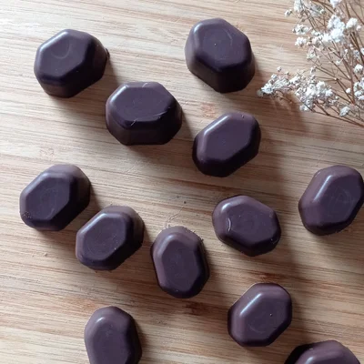 Recipe of Chocolates in an ice mold on the DeliRec recipe website