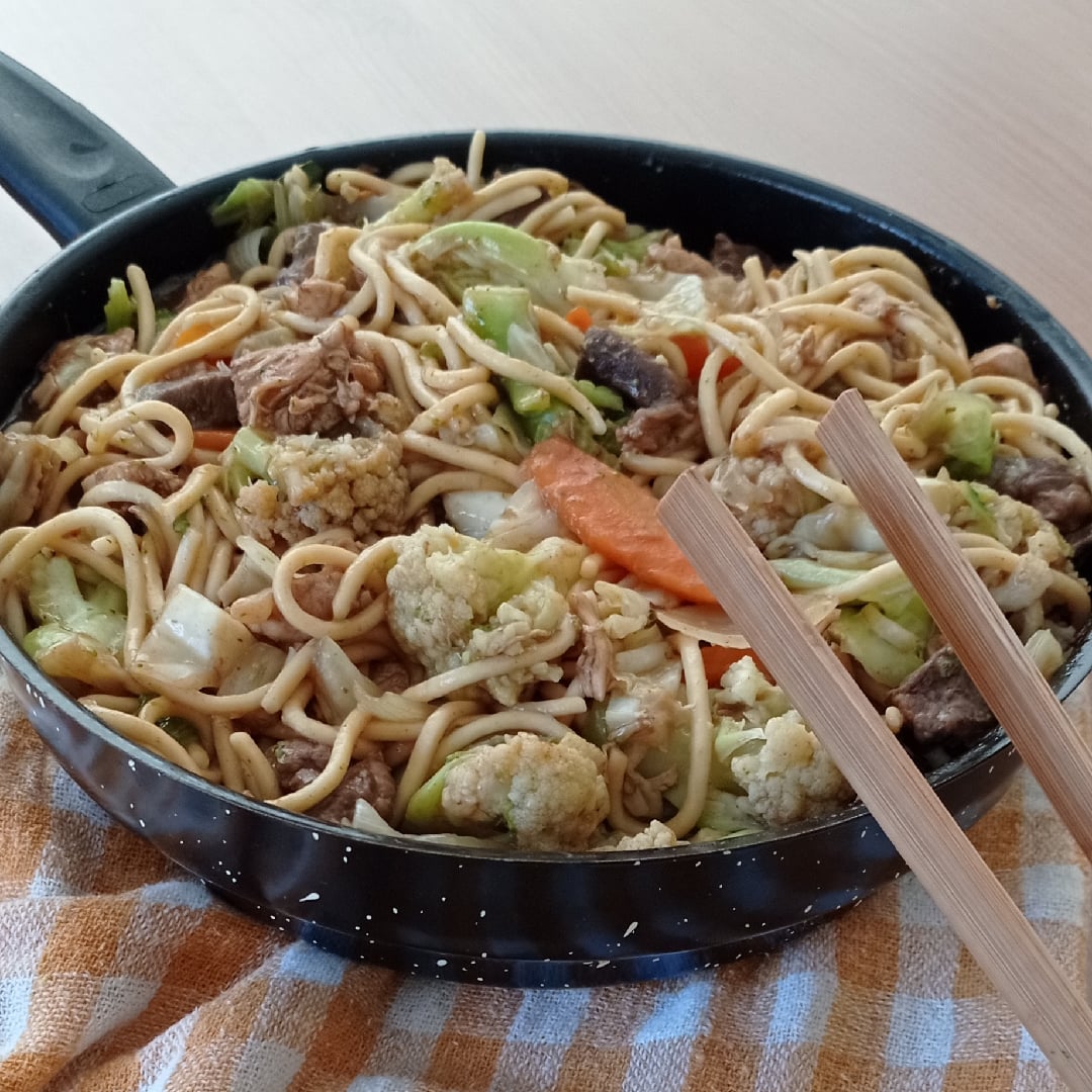 Photo of the Yakisoba with beef and chicken – recipe of Yakisoba with beef and chicken on DeliRec
