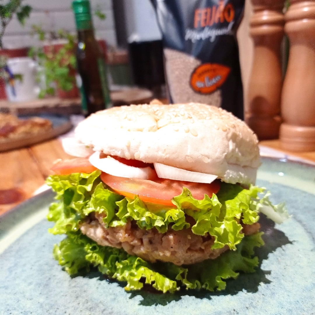 Photo of the BUTTER BEAN AND SOY PROTEIN BURGER – recipe of BUTTER BEAN AND SOY PROTEIN BURGER on DeliRec