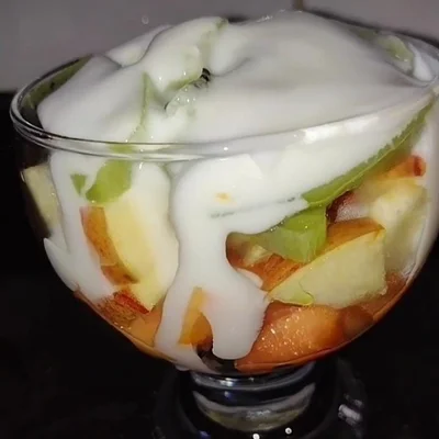 Recipe of Fruit salad with yogurt on the DeliRec recipe website