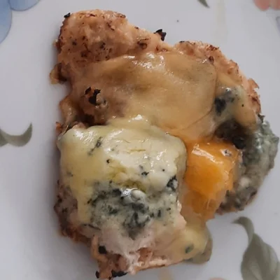 Recipe of Chicken with Gorgonzola and Cheddar Cheese on the DeliRec recipe website