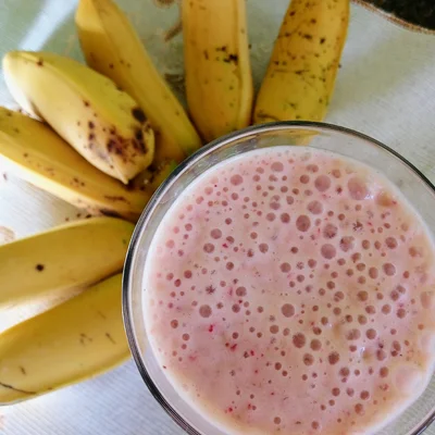 Recipe of Strawberry banana smoothie on the DeliRec recipe website