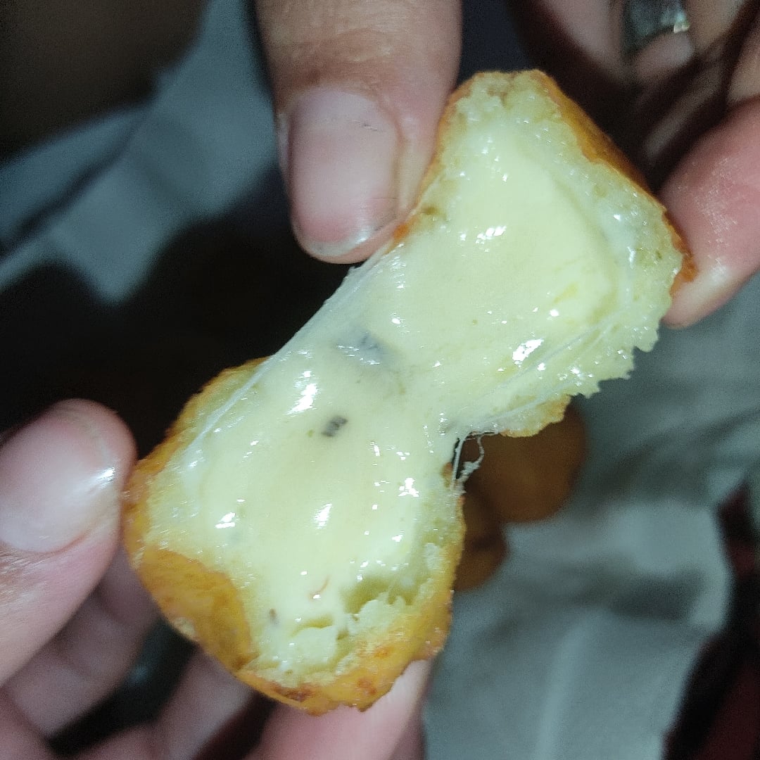 Foto da Bolinha de queijo de 4 ingredientes - receita de Bolinha de queijo de 4 ingredientes no DeliRec