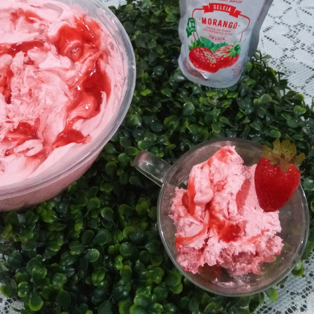 Photo of the Strawberry ice cream – recipe of Strawberry ice cream on DeliRec