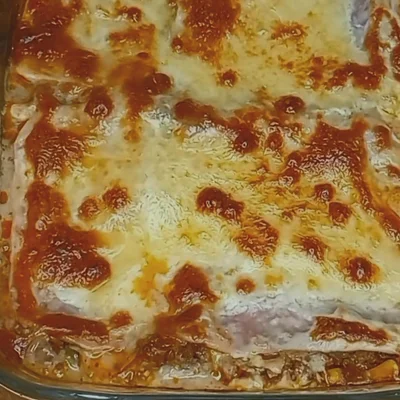 Recipe of Minced meat lasagna with cheese and ham on the DeliRec recipe website